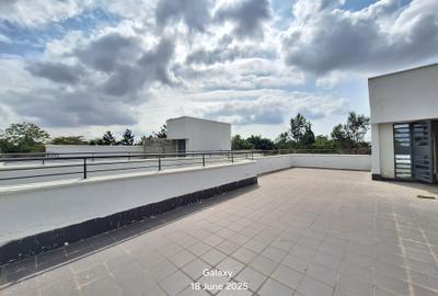 5 Bed Townhouse with En Suite at Convent Drive - 4