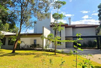 5 Bed House with En Suite in Karen - 4