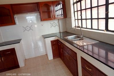 2 Bed Apartment with En Suite in Ruaka