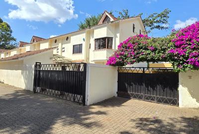 4 Bed Townhouse with En Suite in Lavington
