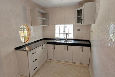 2 Bed House with En Suite in Karen - 3