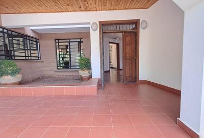 5 Bed Villa with En Suite in Lower Kabete