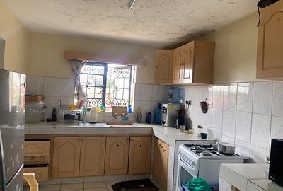 3 Bed Apartment with En Suite in Madaraka