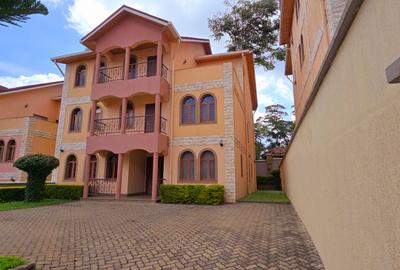5 Bed Villa with En Suite at Laikipia Road