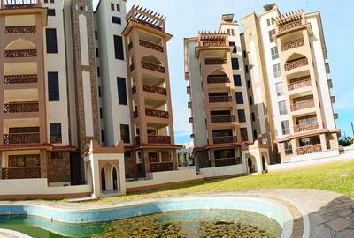 Serviced 4 Bed Apartment with Backup Generator at Links Road