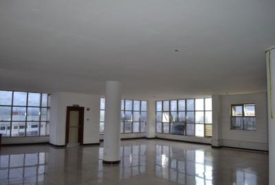 Commercial Property with Parking in Mombasa Road