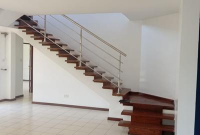 4 Bed Townhouse with En Suite in Westlands Area - 4