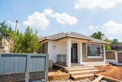 3 Bed House with En Suite in Gikambura
