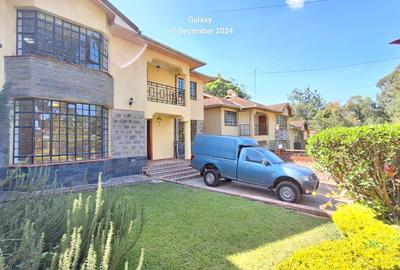 4 Bed Townhouse with En Suite at Lavington Green