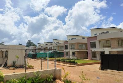 4 Bed Townhouse with En Suite at Runda Gardens