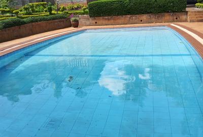 Furnished 2 Bed Apartment with En Suite in Rosslyn