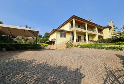 4 Bed House with En Suite in Rosslyn