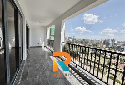 3 Bed Apartment with En Suite in Brookside - 4