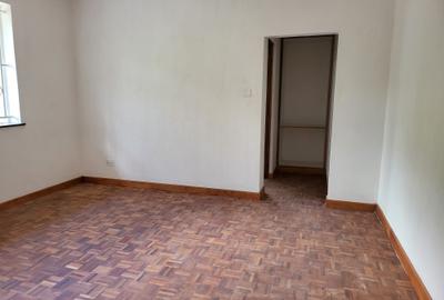 4 Bed House with En Suite in Runda - 4