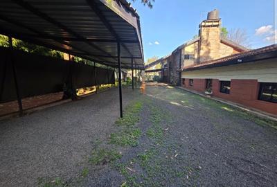 Commercial Property with Service Charge Included in Lavington