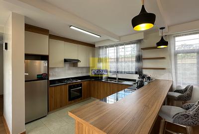 2 Bed Apartment in Ridgeways - 4