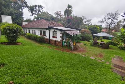 4 Bed House with En Suite at Lavington Green