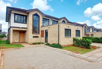 3 Bed House with En Suite at Eden Ville Estate Opposite Five Star Meadows