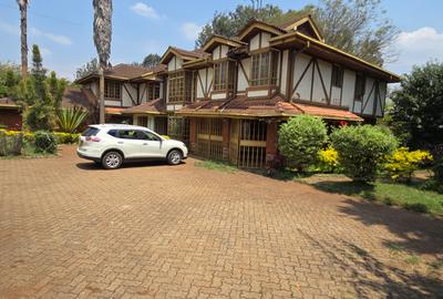 5 Bed House with En Suite at Runda Road - 2