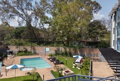 Serviced 1 Bed Apartment with En Suite at Raphta Road - 3