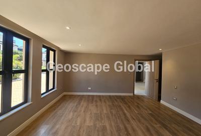 4 Bed Townhouse with En Suite in Runda - 2