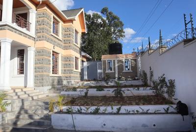 4 Bed House with En Suite in Ngong Road