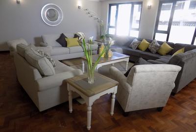 3 Bed Apartment with En Suite in Riverside