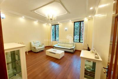 5 Bed Villa with En Suite in Gigiri