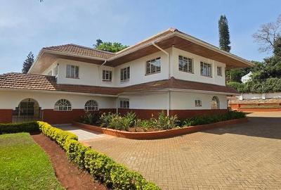 Commercial Property with Backup Generator in Lavington