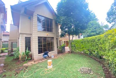 5 Bed Townhouse with En Suite in Lavington