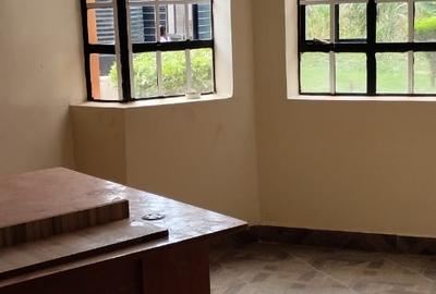 5 Bed Townhouse with Walk In Closet at Safari Park