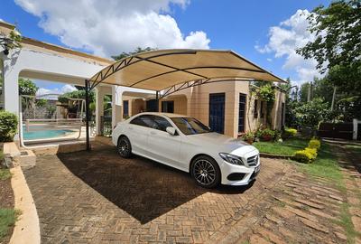 5 Bed House with En Suite in Runda - 3