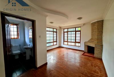 5 Bed House with En Suite at Mimosa