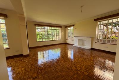 4 Bed Townhouse with En Suite in Runda - 2