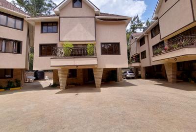 5 Bed Townhouse with En Suite at Muthangari Drive