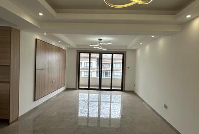 3 Bed Apartment with En Suite at Riverside