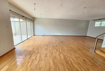 3 Bed Apartment with En Suite in Kileleshwa