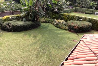 5 Bed Villa with En Suite at Off Rosslyn Lone Tree Rd - 3