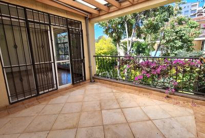 4 Bed Townhouse with En Suite at Brookside Drive. - 3