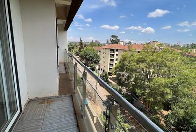 3 Bed Apartment with En Suite in Rhapta Road