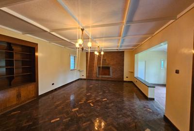 4 Bed House with En Suite in Thigiri - 2