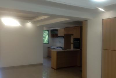 Serviced 3 Bed Apartment with En Suite in Riverside - 3