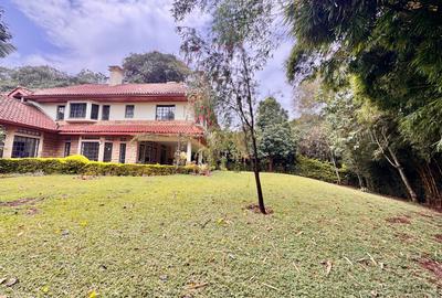 5 Bed House with En Suite at Rosslyn