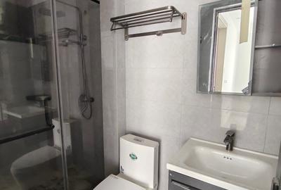 1 Bed Apartment with Gym in Kilimani