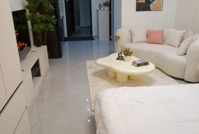 3 Bed Apartment with En Suite at Wood Avenue