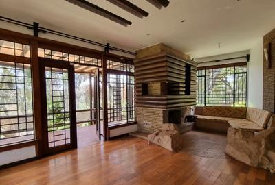 5 Bed Townhouse in Lake View - 3