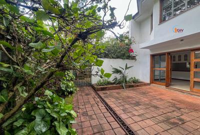 2 Bed Townhouse with Garden in Kileleshwa - 2
