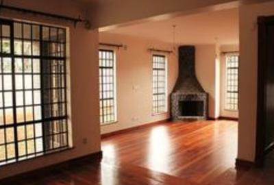 4 Bed Townhouse in Spring Valley