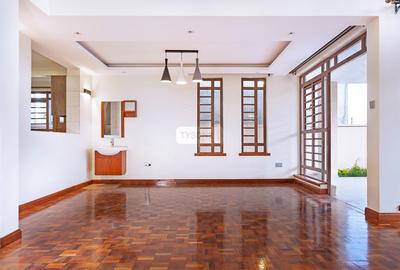 4 Bed Townhouse with En Suite in Ngong