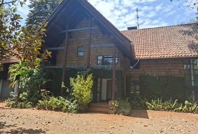 3 Bed House with En Suite at Nyari - 4
